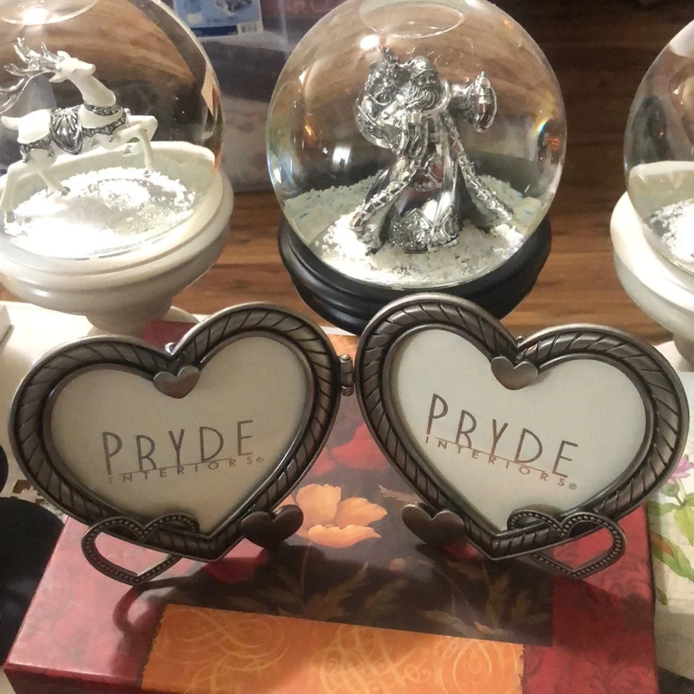 Pryde Interiors Photo/Picture Frame Double Heart Pewter 10.5x5”